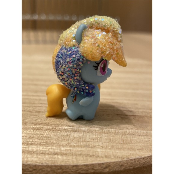 My Little Pony Other - My Little Pony Glitter Cutie Rainbow Dash 1.75"